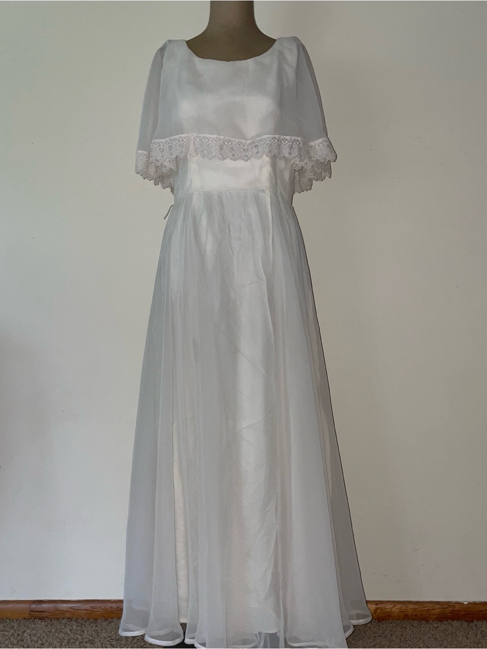 Miss Elliette White Lace Capelet Formal Gown -dreamy-flowy-no stretch